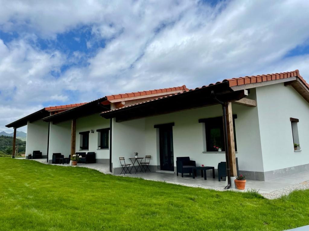 Apartamentos Los Manzanos Ribadesella Exterior foto
